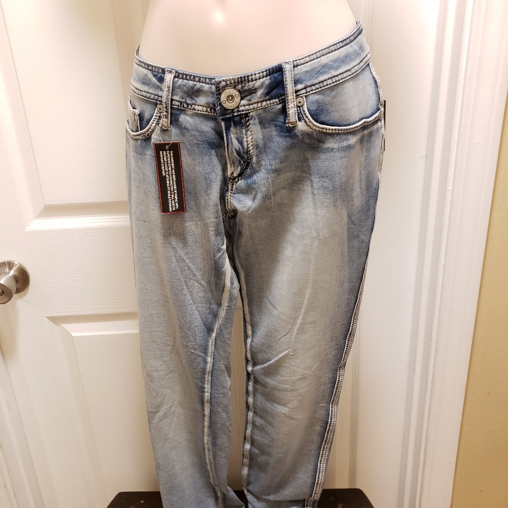 NWT Guess Stretch Skinny Jeggings size 27